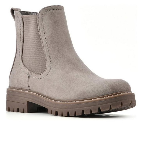 WOMEN'S CLIFFS BY WHITE MOUNTAIN MASTERY CHELSEA BOOTIES - Picture 2 of 9